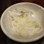 寿々喜 - 薬味(長葱の小口切り)
