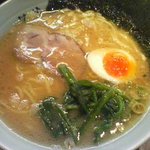 半蔵 - ラーメン（600円）。