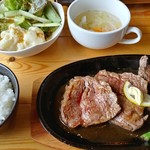 焼肉 勝くら - 国産ヒレステーキ980円税別