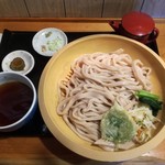 村山 満月うどん - もりうどん（冷たい汁）590円+特盛り240円