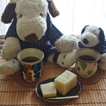 虎屋ういろ - お気に入りの湯呑でお茶を用意して
            いただきま～す！！