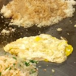 ROCKY JAPANESE STEAK TEPPAN RESTAURANT - 炒飯調理中