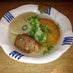 春のお店 - おでん（大根、里いも、はんぺん）