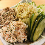 寿司居酒屋 や台ずし - ツナ&カニ風サラダ