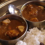 Ａ　ＬＡ　ＧＡＲＥ - チキンとナス、チキンとたっぷり野菜のカレー