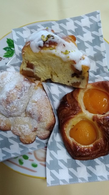 葉山ボンジュール 葉山店 逗子 葉山 パン 食べログ