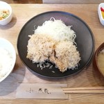 とんかつ成蔵 - 雪室熟成豚 シャ豚ブリアンカツ2個(120g)定食＠3980円