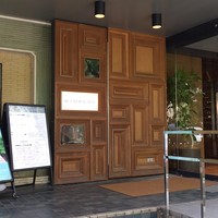 キハチ 青山本店 - 扉