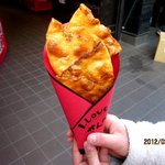 雷神堂 - 料理写真:割り餅食べ歩きカップ！(2012,02/04)