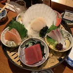 函三郎 - 鮮魚のお刺身《函館》盛り（1680円）