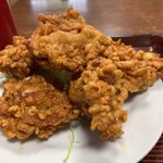 盛岡食堂 - ゲンコツくらい大きいです。熱いので要注意。