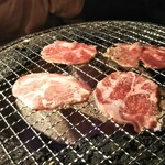 炭火焼肉 ホルモン にく式 - 