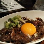 炭火焼肉 ホルモン にく式 - 