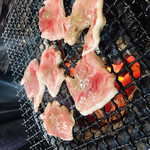 Sumibi Yakiniku Kazoku Tei - 