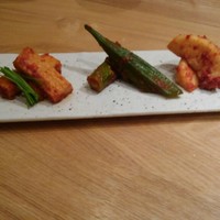 北新地 肉料理 名門 - キムチ５種盛り