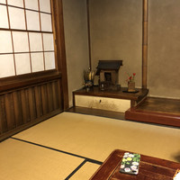 いし橋 - 歴史を感じさせる内装