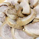 野菜みそラーメン 鬼首 - 盛り付けてレンチン後