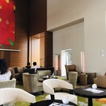 ロビーラウンジ シェラトンホテル広島 - 天井が高くて開放的ですヽ(´▽｀)/