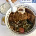 ラーメンたんぽぽ - 料理写真:醤油カツラーメンと小ライス