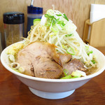 肉うどん さんすけ - 濃厚肉うどん980円