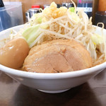 ら～めん コジマル - 醤油ラーメン+味玉  880円