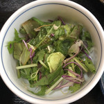 食処はる 澤の家 - ちゃんとしたサラダ、アッサリドレッシング。