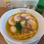 黄金の塩らぁ麺 ドゥエイタリアン - 