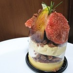 ANNIVERSARY - 【2019.09】無花果とカスタード ラムの風味のタルトで(540円+税)