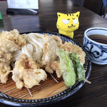 本格手打 麺の蔵 - とり天ざる550円(税込)