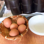 安全ラーメン - 卓上に「ゆで卵」（50円）。