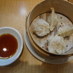 中国小皿料理とお酒の店  花凛 - フカヒレ餃子・横浜肉しゅうまい（１）