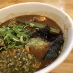 川の先の上 - ３種類の香味油が掛かっています