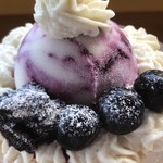 カフェアンドショップ ロータスランド - 2019/09/07
      ミニブルーベリーパフェ 380円