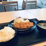 Matsunoya - 超バリューな「ロースかつ定食」４００円です！（２０１９．９．７）