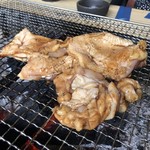 ろばたやき山ろく - 地鶏タレ焼きやき〜