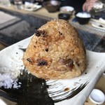 ろばたやき山ろく - 炊き込みご飯おにぎり
