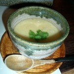 串あそびTO・IRO - コース途中の箸休めの茶碗蒸し。トロリあんかけでダシもしっかり効いててすごく美味しい。