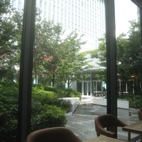 THE GATEHOUSE - 中庭方向の眺め