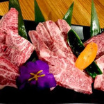 本格炭火焼肉わたなべ - 