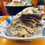 創味魚菜　岩手川 - 巨大岩牡蠣