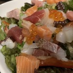 Sake Dining Yamato - 鮮魚のカルパッチョは海鮮たっぷり