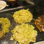 Okonomiyaki Rikyuu - 鉄板風景