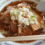 青森県立中央病院 外来食堂 - チャーシュー麺。