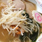 青森県立中央病院 外来食堂 - 味噌ラーメン。チャーシューが嬉しい。