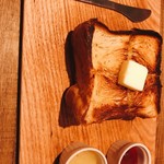 115096115 - デニッシュトースト