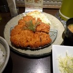 Nagoya Meibutsu Misokatsu Yabaton - 黒豚わらじとんかつ定食