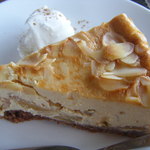 カフェ ユニゾン - これ、ヒットでした。 紅烏龍アイスとラズベリーの爽やかパフェ。