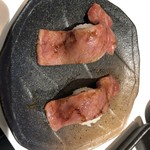 Sumibiyakiniku Nogu - 肉寿司