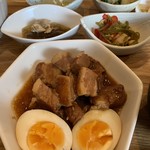 Sabai Kitchen - この日のSABAI定食\台湾風豚バラ肉煮込み♪