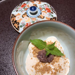 馳走 啐啄一十  - 最後はあっさり上品に白胡麻プリン。あずき餡がアクセントな和風デザート(о´∀`о)